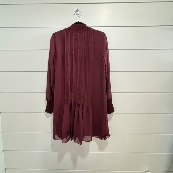 Club Monaco NWT pin tuck ribbed dress burgundy size 4 - Picture 3 of 16